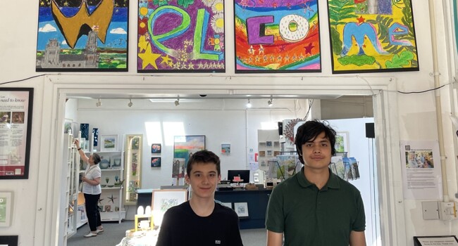 Students design mural for gallery entrance Image