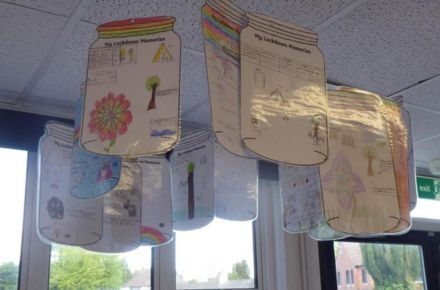Y4 PSHE creative Writing. Jar pictures hanging up.