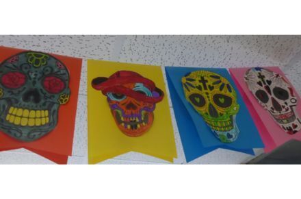 Y6 RE. Decorated skulls.