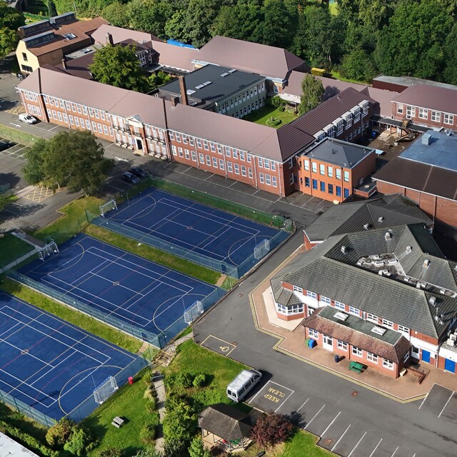 School to reopen after heat warnings